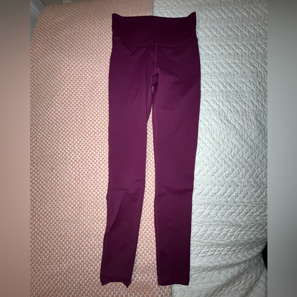Fabletics Define PowerHold® High-Waisted 7/8 Legging - Picture 2 of 2